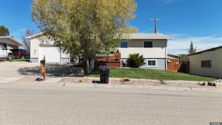 715 Emerald St, Kemmerer, WY 83101