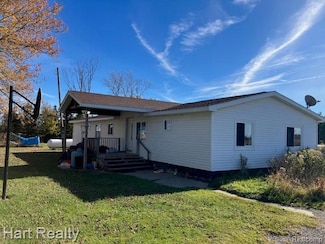 4211 Watson Rd, Marlette, MI 48453