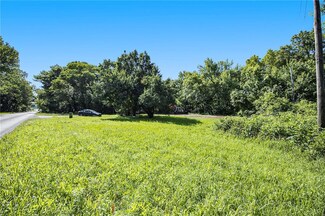 1111 W 20th St, Pittsburg, KS 66762