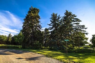 119 South Ave, West Mifflin, PA 15122