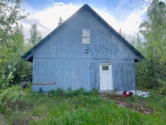 1335 Atigun St, North Pole, AK 99705