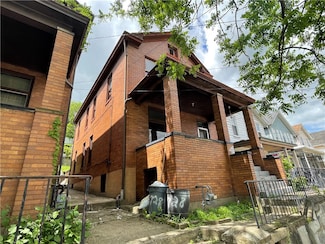 827 Lincoln Ave, Charleroi, PA 15022