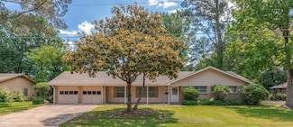 5216 Romany Dr, Jackson, MS 39211