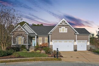 26 Pickins Dr, Poquoson, VA 23662