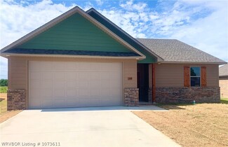 113 Countryside Way, Pocola, OK 74902