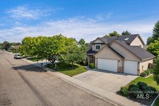 1981 E Dworshak Dr, Meridian, ID 83642