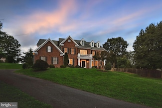 6634 Brawner St, McLean, VA 22101
