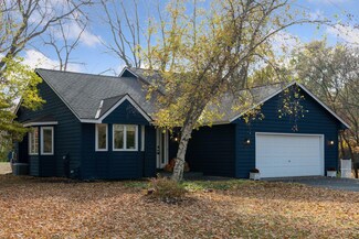 4955 Perkinsville Rd, Maple Plain, MN 55359