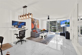 118 Royal Park Dr Unit 1B, Oakland Park, FL 33309
