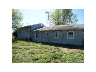 2705 Highway 11, Lanesville, IN 47136