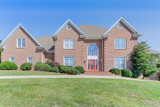 7601 Harrisburg Ct, Knoxville, TN 37909