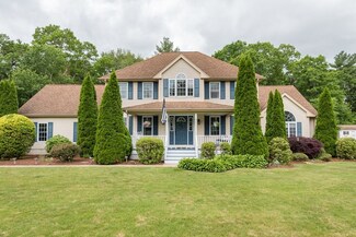 10 Griffin Way, West Wareham, MA 02576