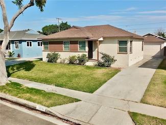5943 Greentop St, Lakewood, CA 90713