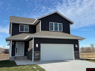 1913 1913 Bluestem Dr, Mankato, MN 56001