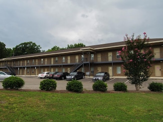 707 S Three Notch St, Troy, AL 36081