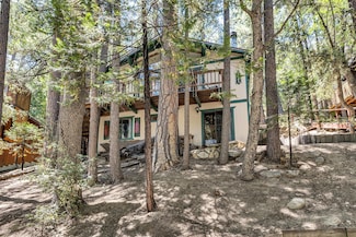 25105 Franklin Dr, Idyllwild, CA 92549