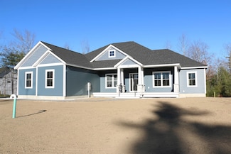 451 Blane Cir Unit 24, Pembroke, NH 03275