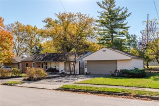 107 Maple Gardens Dr, Englewood, OH 45322