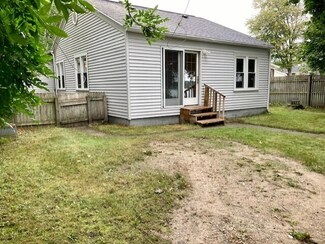 64 N Michigan St, Muskegon, MI 49442