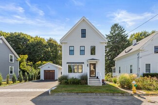108 Burkitt St, Portsmouth, NH 03801