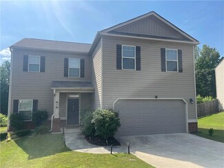 1945 Roxey Ln, Winder, GA 30680