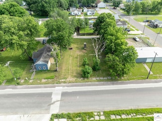 712 E 3rd, Sedalia, MO 65301