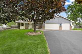 843 Northdale Blvd NW, Coon Rapids, MN 55448