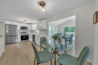 38 Sunset Ave, Oxford, MA 01540