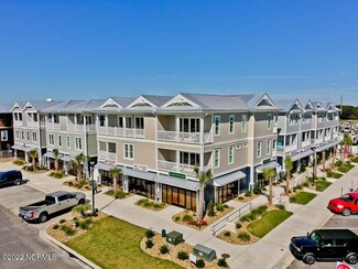 9013 Village Dr W, Emerald Isle, NC 28594