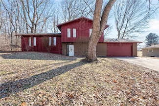 4527 Provens Dr, Akron, OH 44319