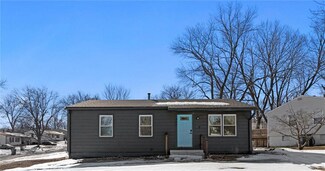 409 E 3rd Dr S, Independence, MO 64050