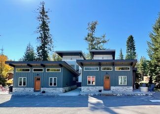 1331 Nelson Ln Unit Cabins H & I, Whitefish, MT 59937