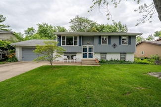 212 Rebecca Ln, Normal, IL 61761