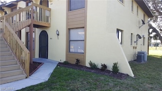 2041 Golfside Village Dr, Lehigh Acres, FL 33936
