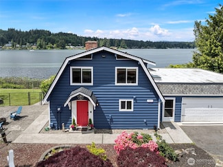 1965 Cook Ln, Bremerton, WA 98312