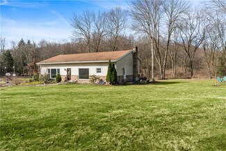237 Woodlawn Rd, Butler, PA 16001