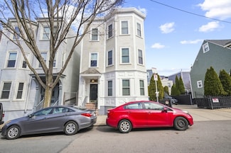 290 W 5th St Unit 2, Boston, MA 02127
