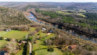 304 County Road 1071, Eureka Springs, AR 72632