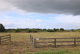 1700 Old Brewster Rd, Fort Meade, FL 33841