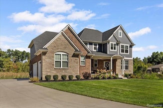 1930 Thorncrest Ct, Commerce Township, MI 48382