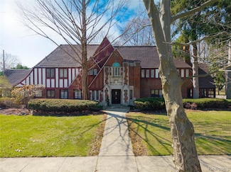 1735 Lincolnshire Dr, Detroit, MI 48203