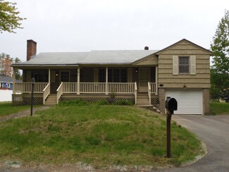 3 Nancy Ave, Salem, NH 03079