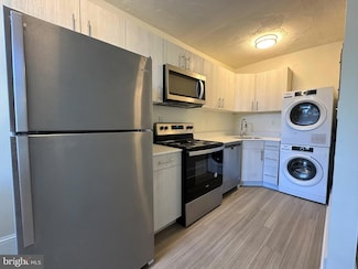 2809 W Queen Ln Unit 102, Philadelphia, PA 19129