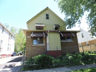 1019 Park Ave, North Chicago, IL 60064