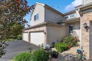 3628 Roanoke Ave, Carpentersville, IL 60110