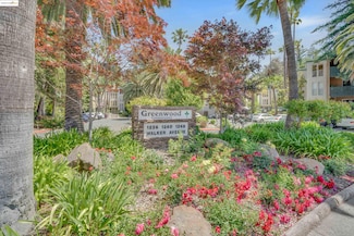 150 Sharene Ln Unit 312, Walnut Creek, CA 94596
