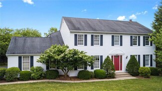 5004 Rainbow Ct, Allentown, PA 18106