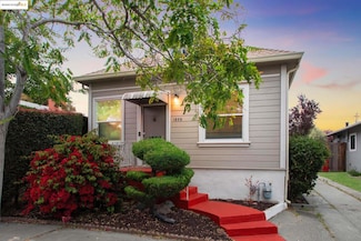 1339 Kains Ave, Berkeley, CA 94702