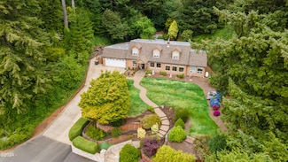 2845 Yaquina Bay Rd, Newport, OR 97365