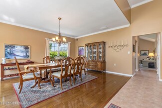12 Bomar Ct, Manchester, NJ 08759